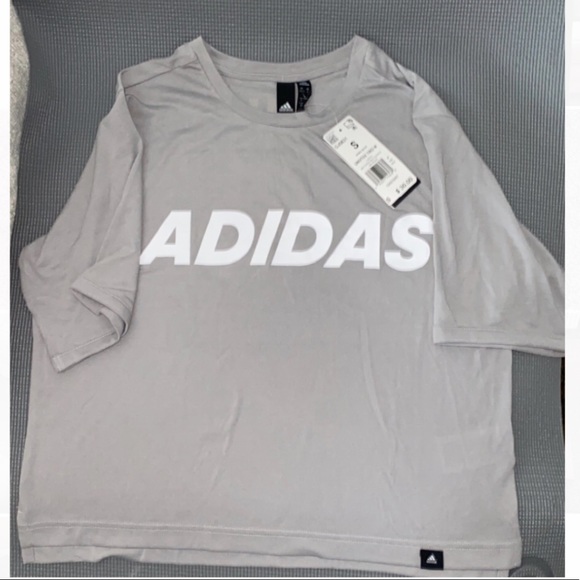 adidas Tops - Adidas Tshirt / Crop Top! NEW